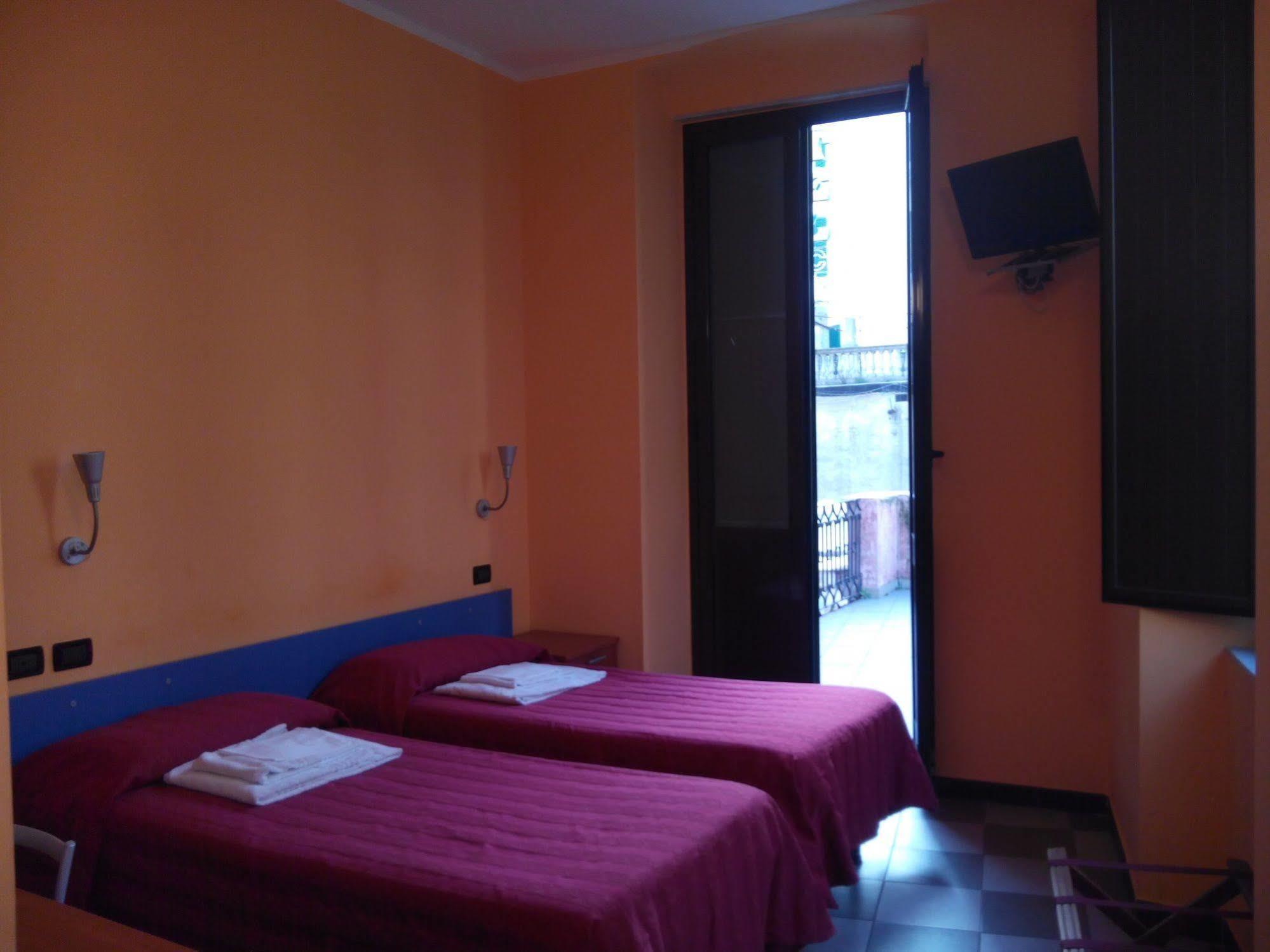 Hotel Galata Genua Exteriör bild